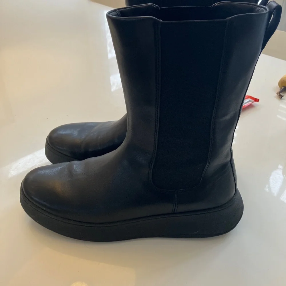 fitflop F-MODE Leather Flatform High Chelsea Boots - Picture 2 of 5